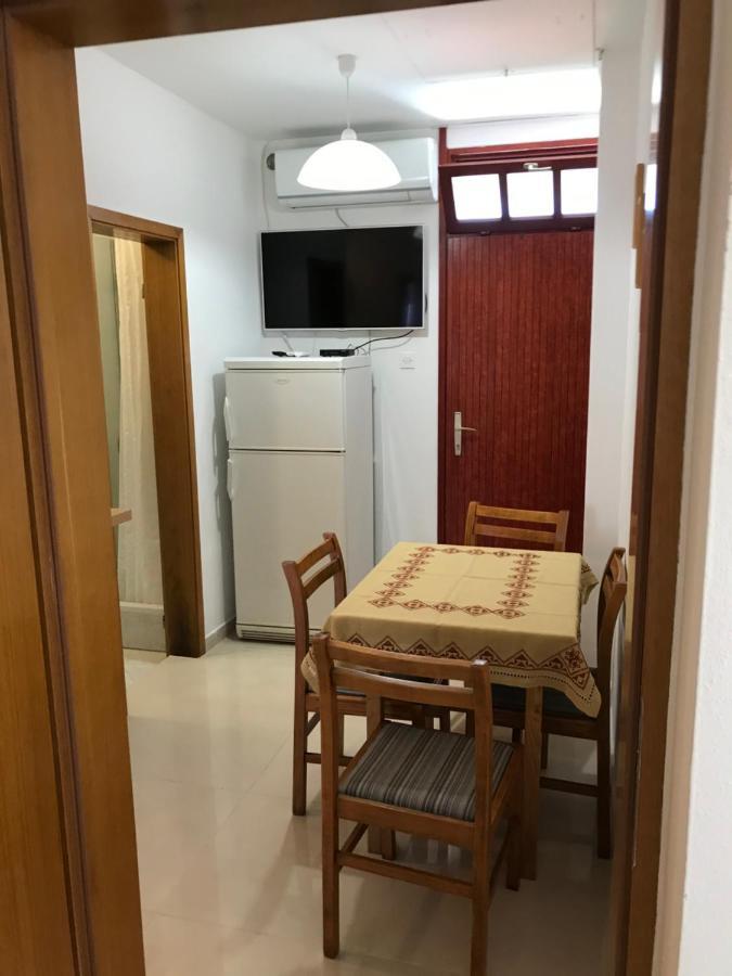 Appartamento Bava Ugljan Esterno foto