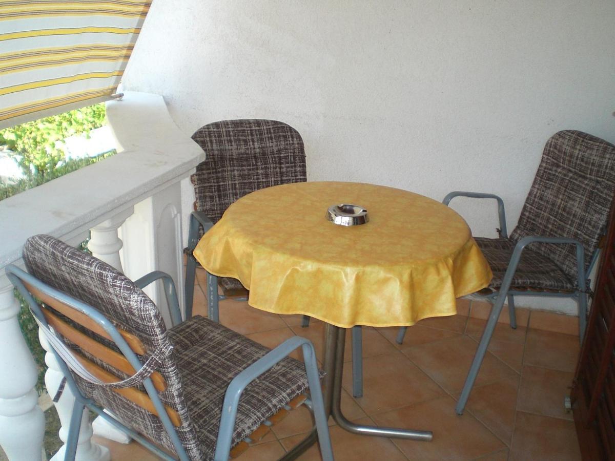Appartamento Bava Ugljan Esterno foto